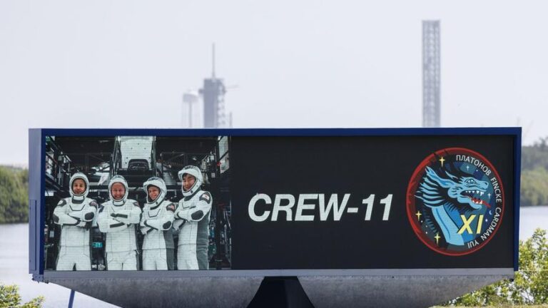 Los astronautas de la Crew-11 de SpaceX comienzan a preparar su regreso anticipado a la Tierra