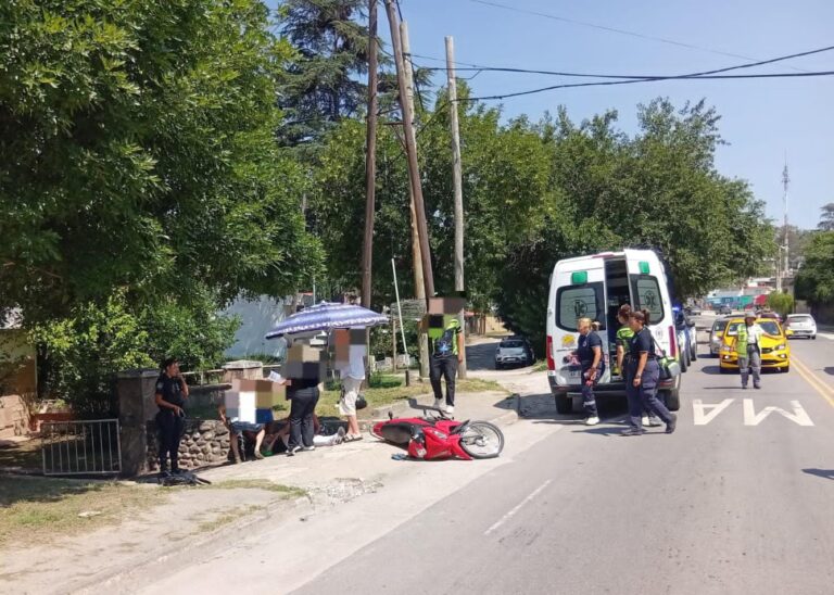 Dos choques entre autos y motos en la tarde del domingo, uno en Carlos Paz y otro en San Antonio