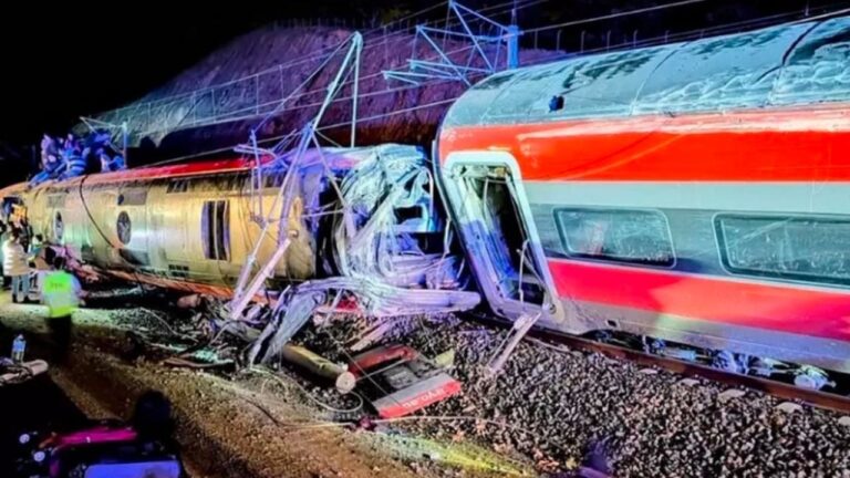 Tragedia ferroviaria en España: al menos siete muertos tras un choque de trenes