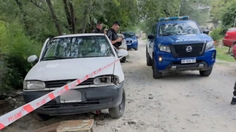 Investigan la muerte del hombre que hallaron en un auto en La Falda