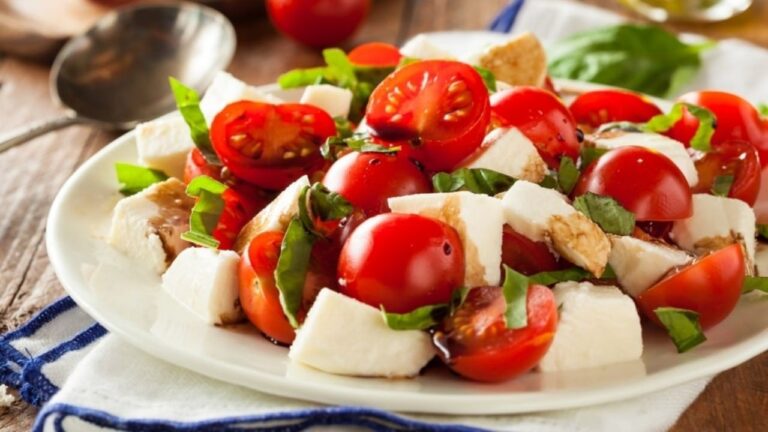 Ensalada caprese: el clásico fresco que nunca falla en verano