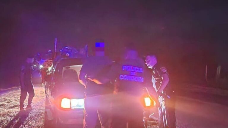 Cayeron dos hombres y secuestraron una camioneta por un robo en El Arañado