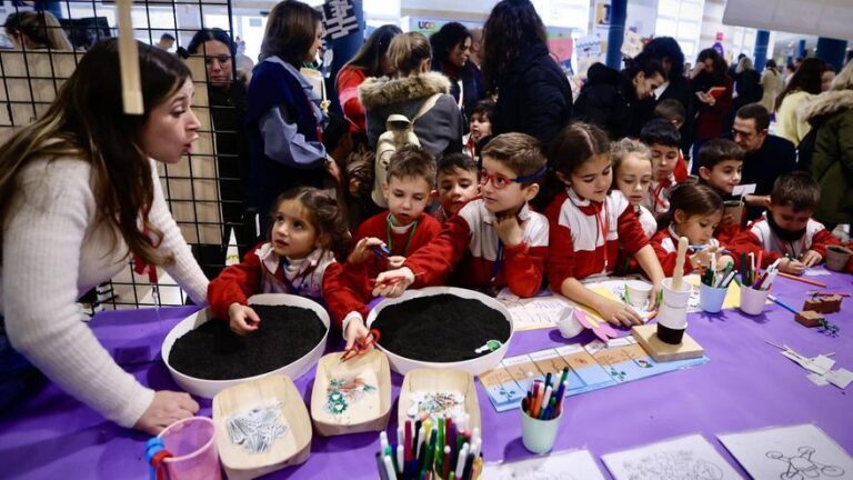 Infaciencia busca en Córdoba impulsar las vocaciones científicas infantiles en Andalucía