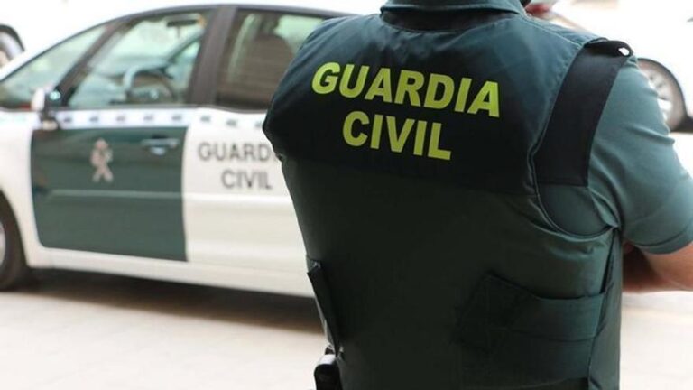 Un hombre asesina a tiros a su madre en Tenerife