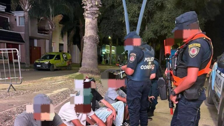 29 jóvenes fueron llevados a la comisaría tras disturbios en la costanera de Villa María