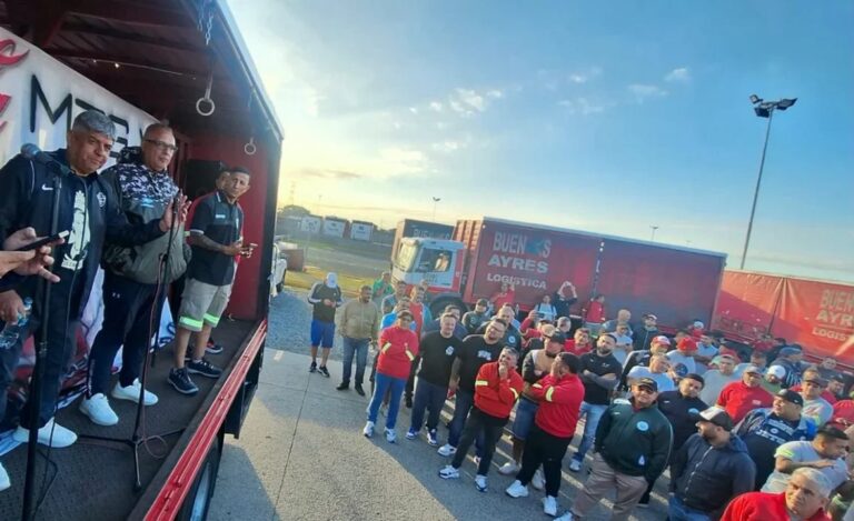 Trabajadores de Coca Cola van al paro por tiempo indeterminado