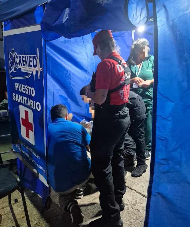 Un espectador sufrió una herida en un ojo por la pirotecnia del Cosquín Cuarteto