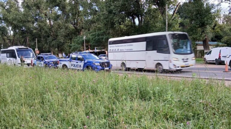 Se rompió un colectivo que trasladaba presos, ocurrió en Punilla