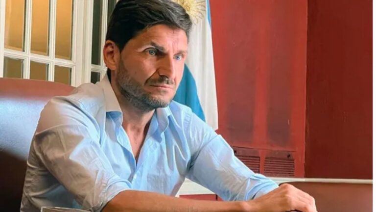 Hubo acuerdo entre el gobernador Pullaro y la Policía de Santa Fe