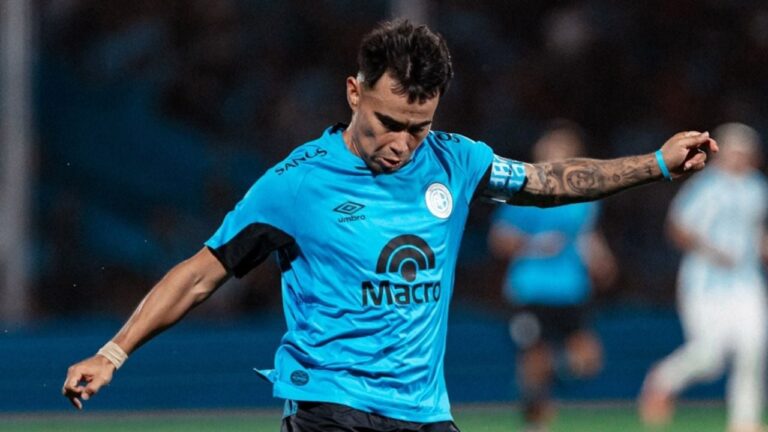 Belgrano defiende su invicto ante Huracán