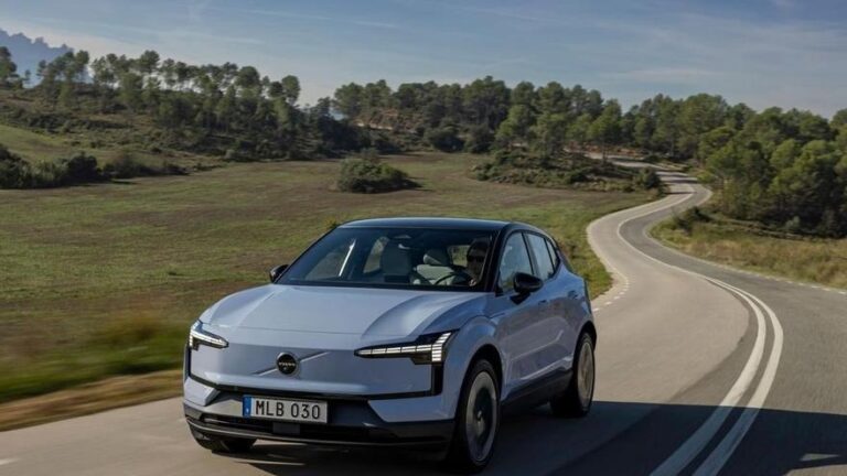 Nuevo Volvo EX30, el SUV compacto premium eléctrico con diseño de inspiración escandinava que apuesta por el lujo y la calidad