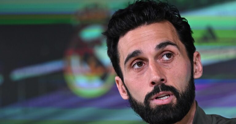 Arbeloa sobre Mastantuono: el látigo y la caricia