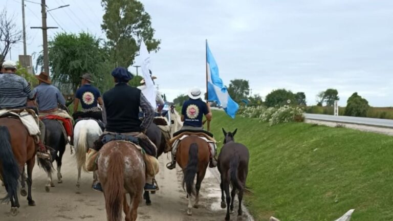 Más de 700 peregrinos recorren los caminos del Cura Brochero