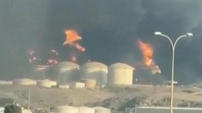 Conflicto en Oriente Próximo, en directo | Una milicia proiraní reivindica el ataque a un avión de EEUU en Irak y Teherán dice que los seis tripulantes han muerto