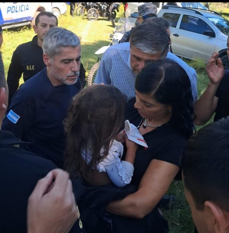 Encontraron a Esmeralda, la niña de 2 años que era intensamente buscada en Cosquín