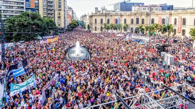 Festival post marcha del 24M: amplia grilla de artistas frente a Tribunales Federales