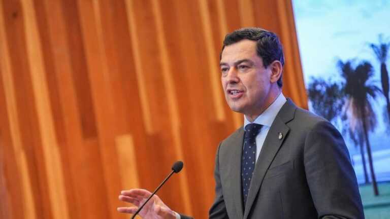 DIRECTO | Comparecencia del Presidente de la Junta de Andalucía