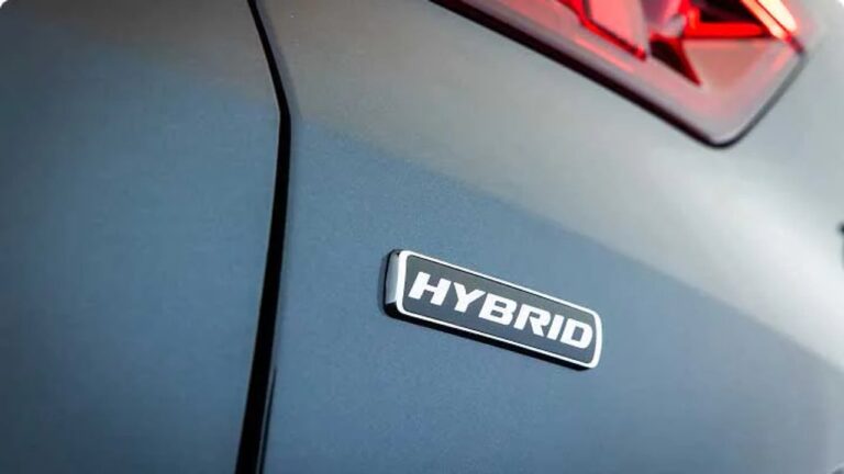 Qué es un auto híbrido y cuáles son los más baratos en Argentina