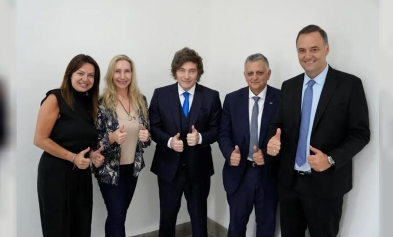 Los conflictos internos y externos del Gobierno Nacional