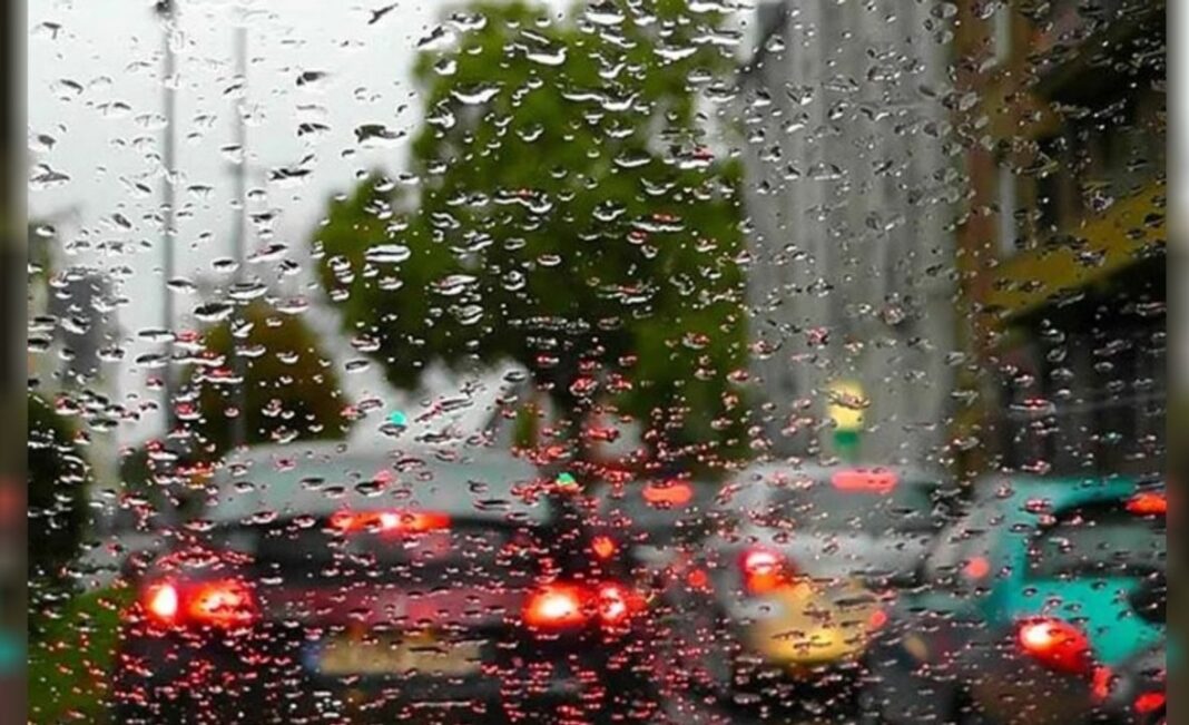 Mapa del pronóstico del tiempo con nubes y lluvia sobre la provincia de Córdoba