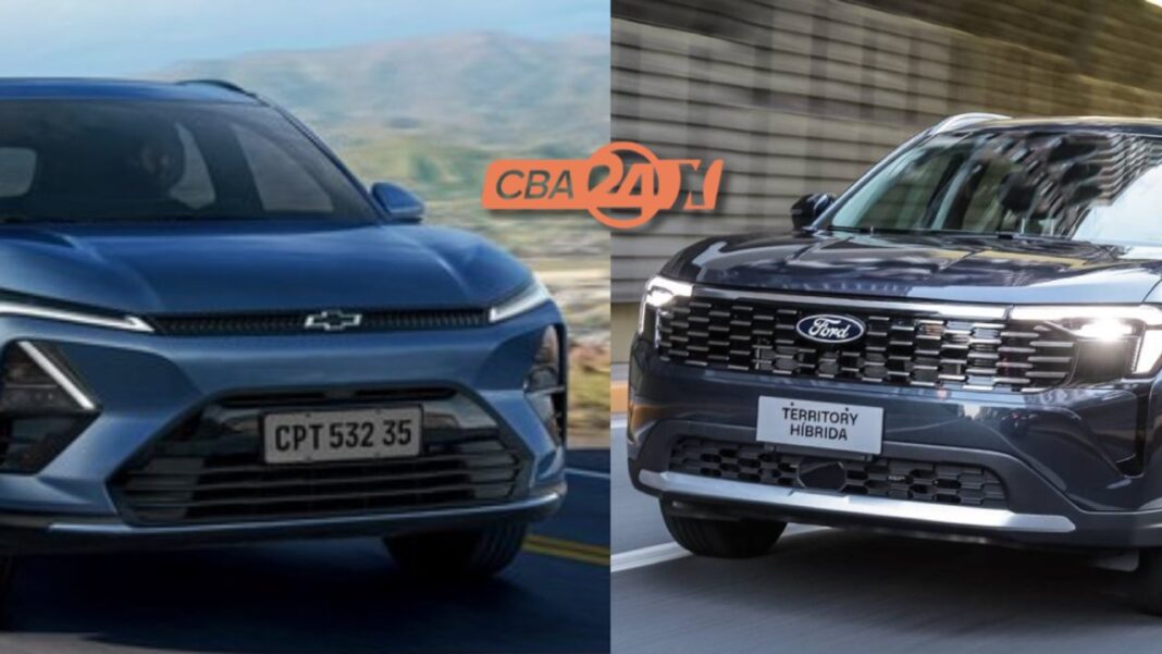 Chevrolet Captiva PHEV y Ford Territory estacionadas frente a la costanera de Córdoba