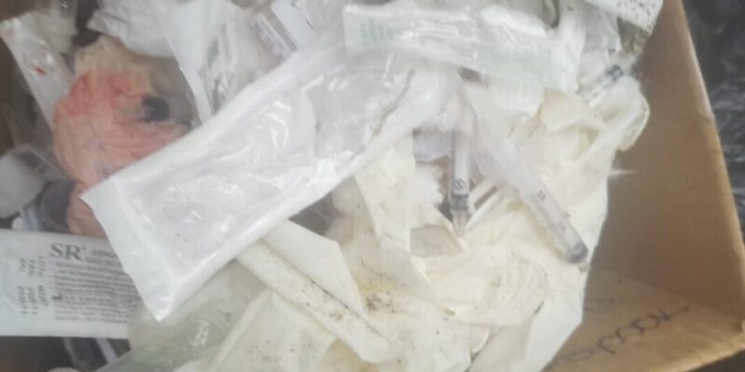 Operativo de inspección ambiental en comercios del barrio Alberdi, Córdoba