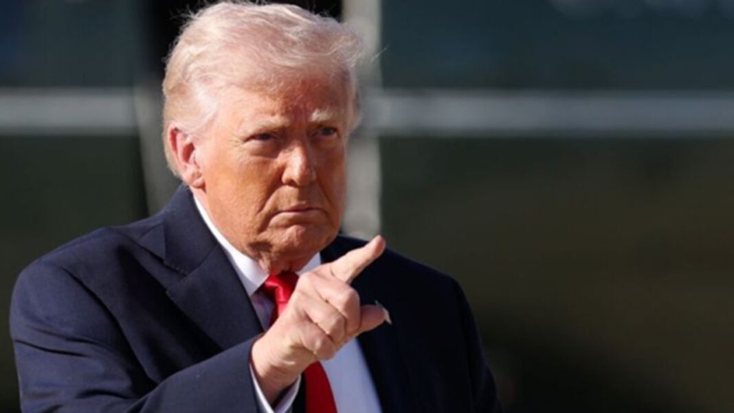 Bandera de Estados Unidos, Israel y Líbano en una mesa de negociaciones