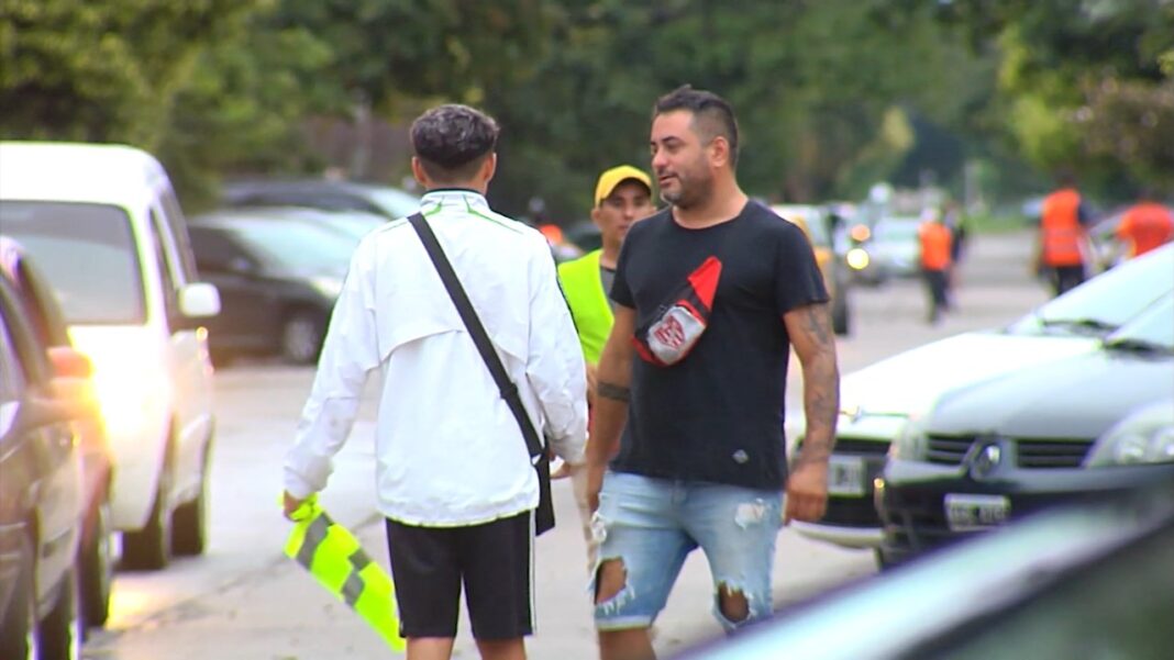 Sacerdote Munir Bracco, representante de la Iglesia de Córdoba, durante una entrevista.