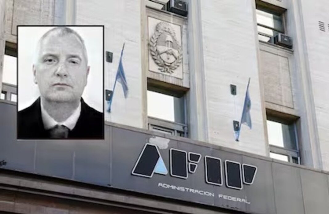 Fachada de la Agencia de Recaudación y Control Aduanero (ARCA) en Córdoba