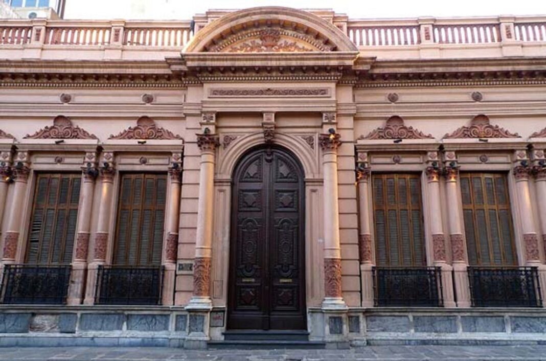 Encuentro por el 50 aniversario de la quema de libros en Córdoba