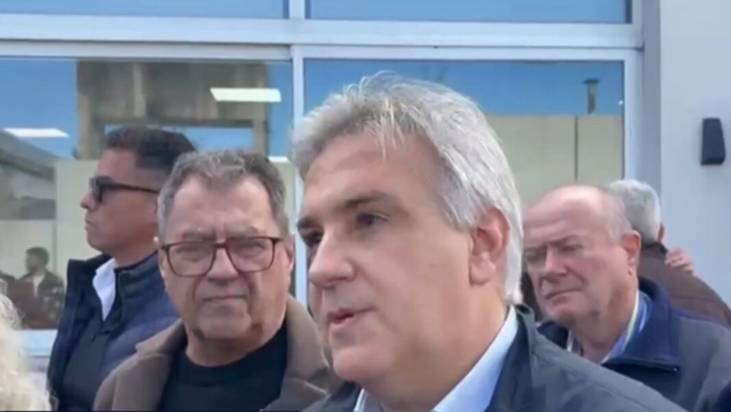 Martín Llaryora en recorrida por Camilo Aldao, Córdoba