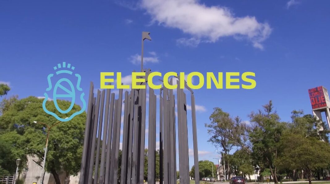 Candidatos al rectorado de la UNC durante el debate en los SRT