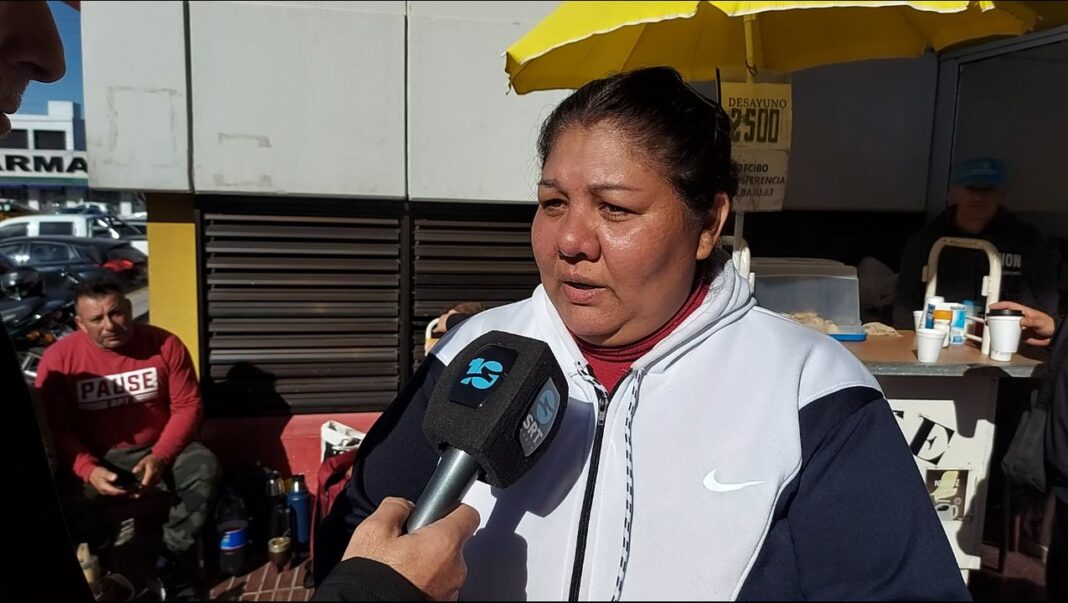 Mamá de Guadalupe hablando tras la cirugía de su hija en el Hospital Infantil