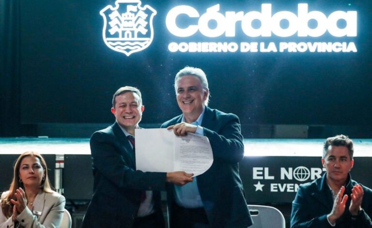 Imagen ilustrativa de la Autopista Córdoba-Pilar con maquinaria vial en obras de rehabilitación