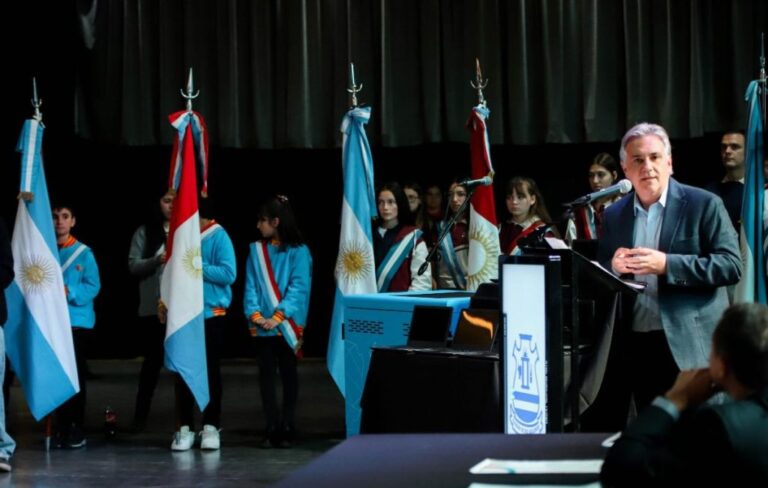 Gobernador Martín Llaryora durante el anuncio de la sede anexa de la Universidad Provincial de Córdoba en Río Segundo