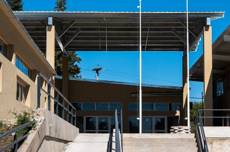Obra en construcción de la Escuela Secundaria de Formación Profesional en Santa Rosa de Calamuchita